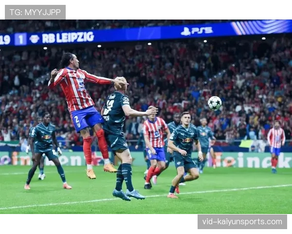 聚焦：马德里街头球迷抗议西甲联盟将部分比赛安排于北美下午时段开赛